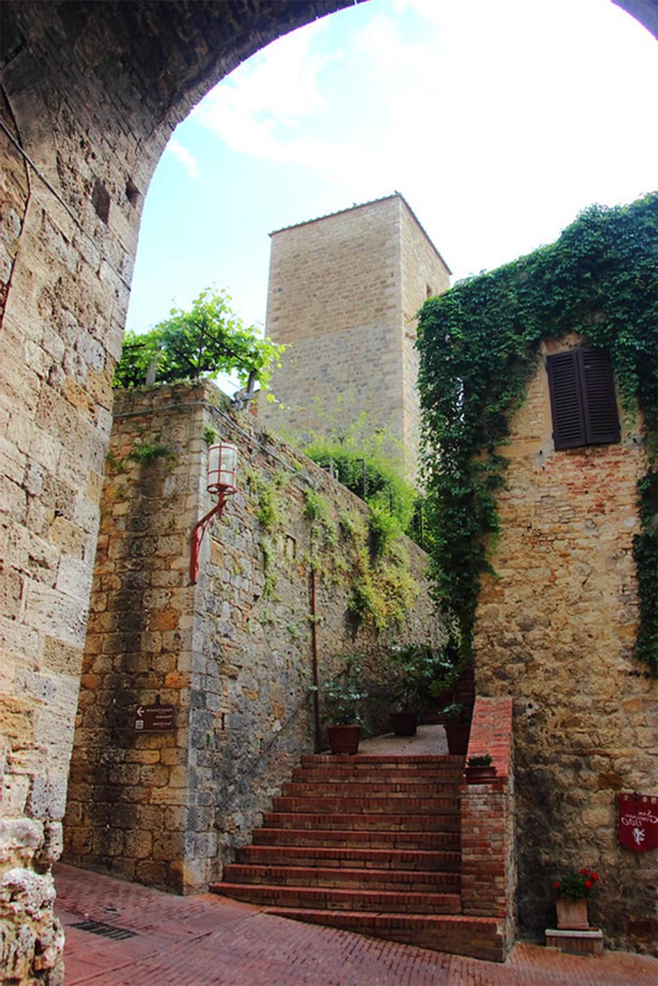 San Gimignano Archway