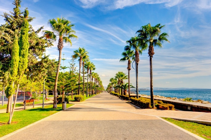 קפריסין עם ילדים