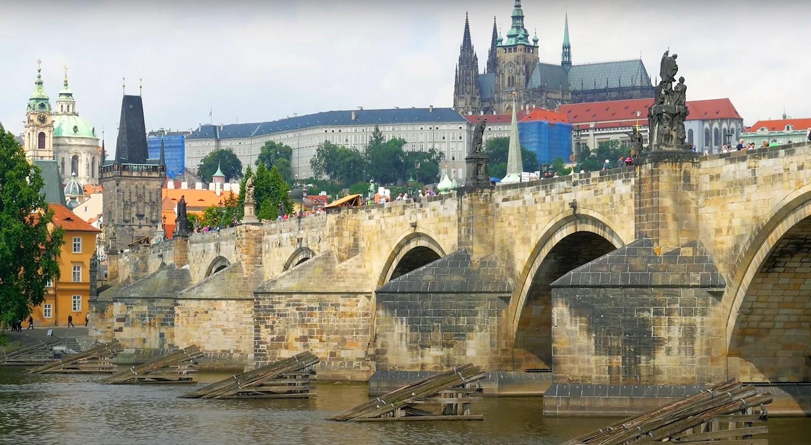 ירח דבש בצ'כיה