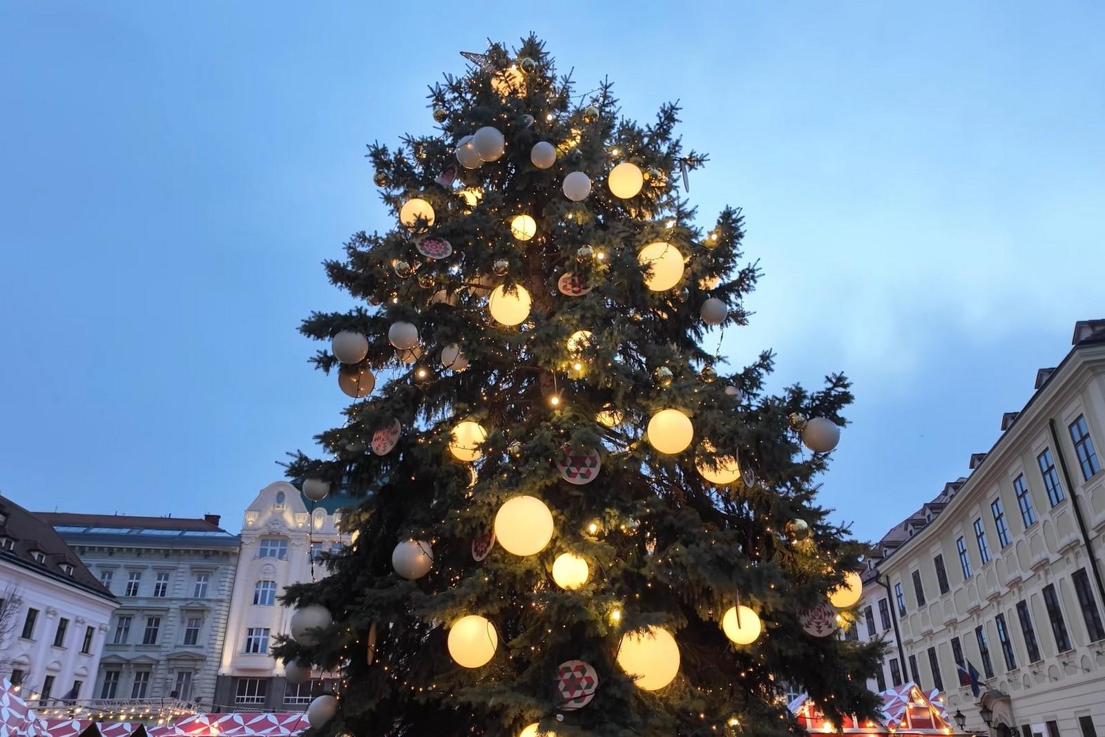 أسواق عيد الميلاد في براتيسلافا