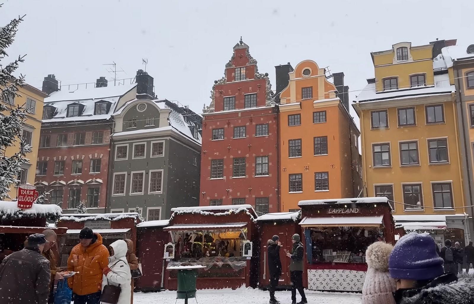 سوق عيد الميلاد في ستوكهولم