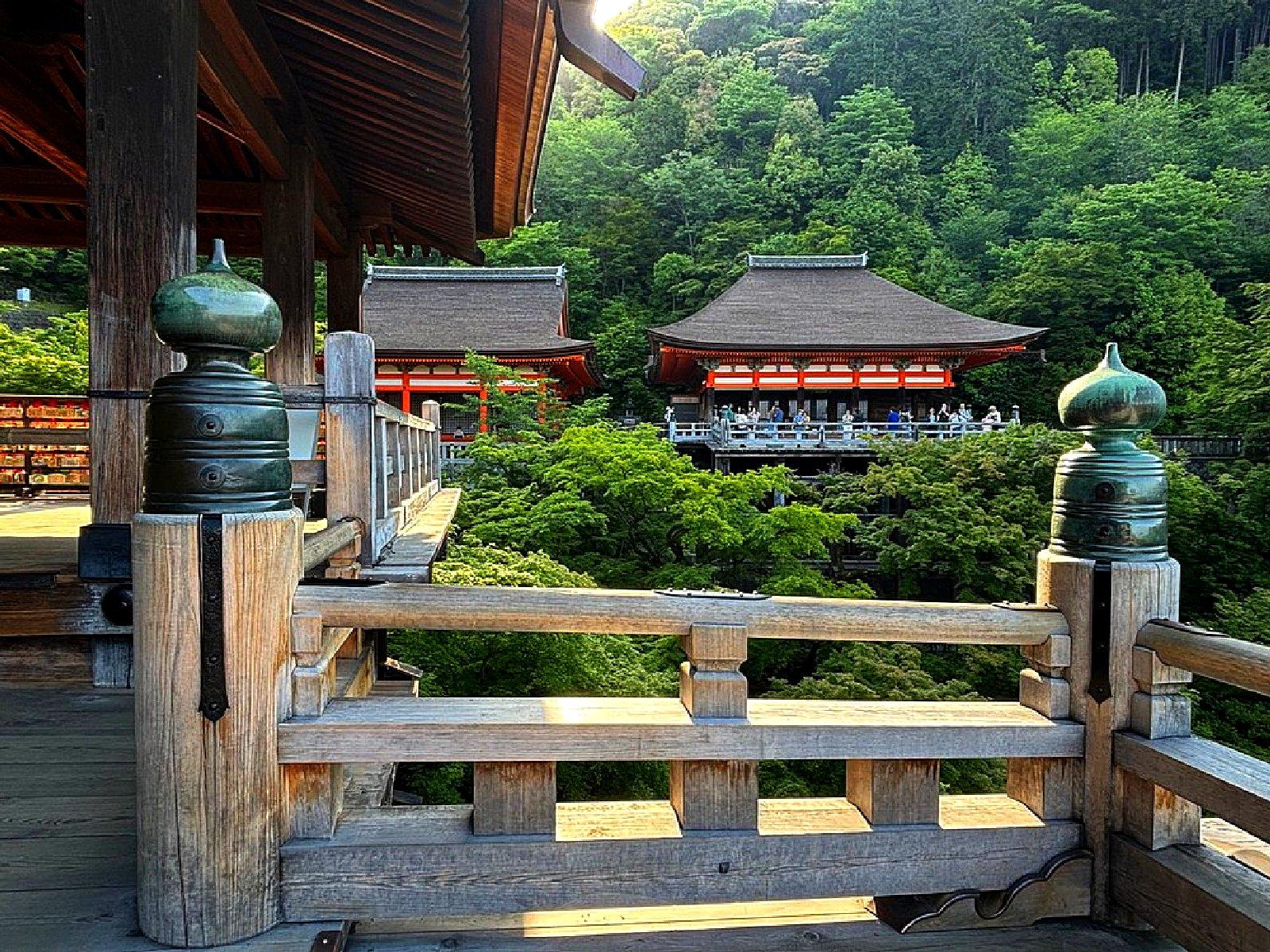 מקדש קיומיזודרה