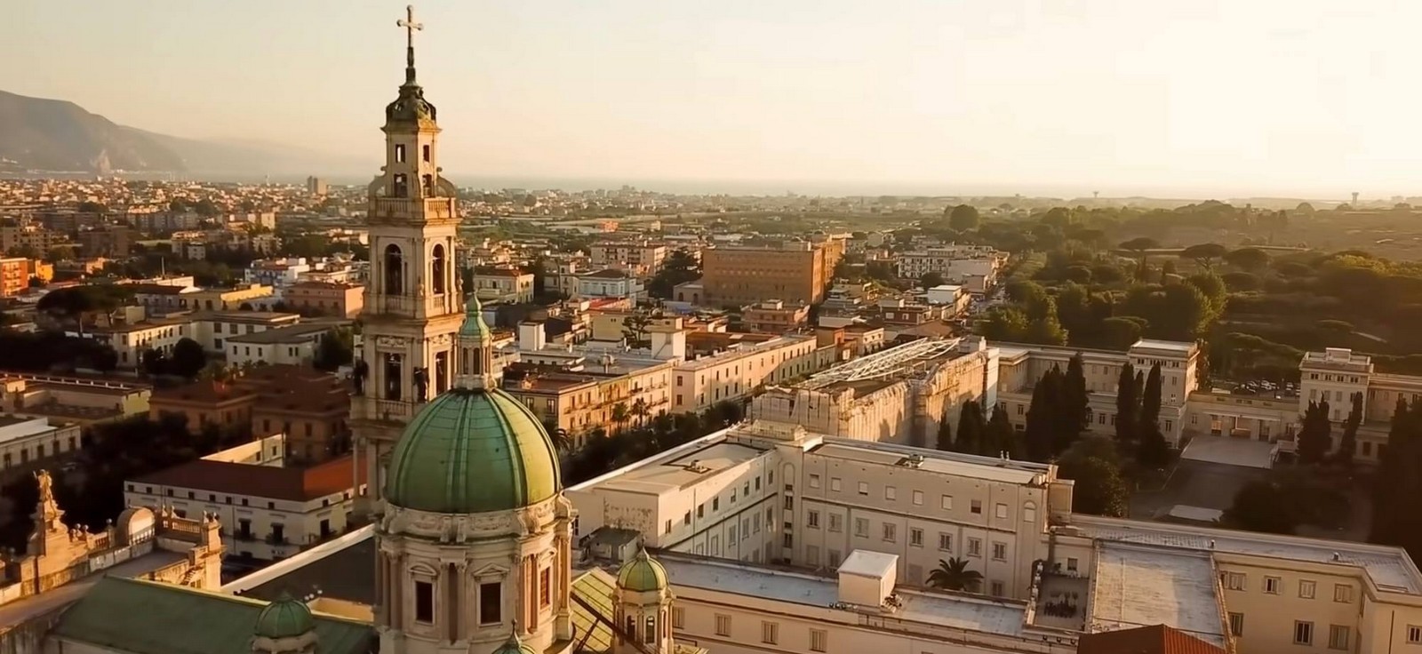 جنوب إيطاليا