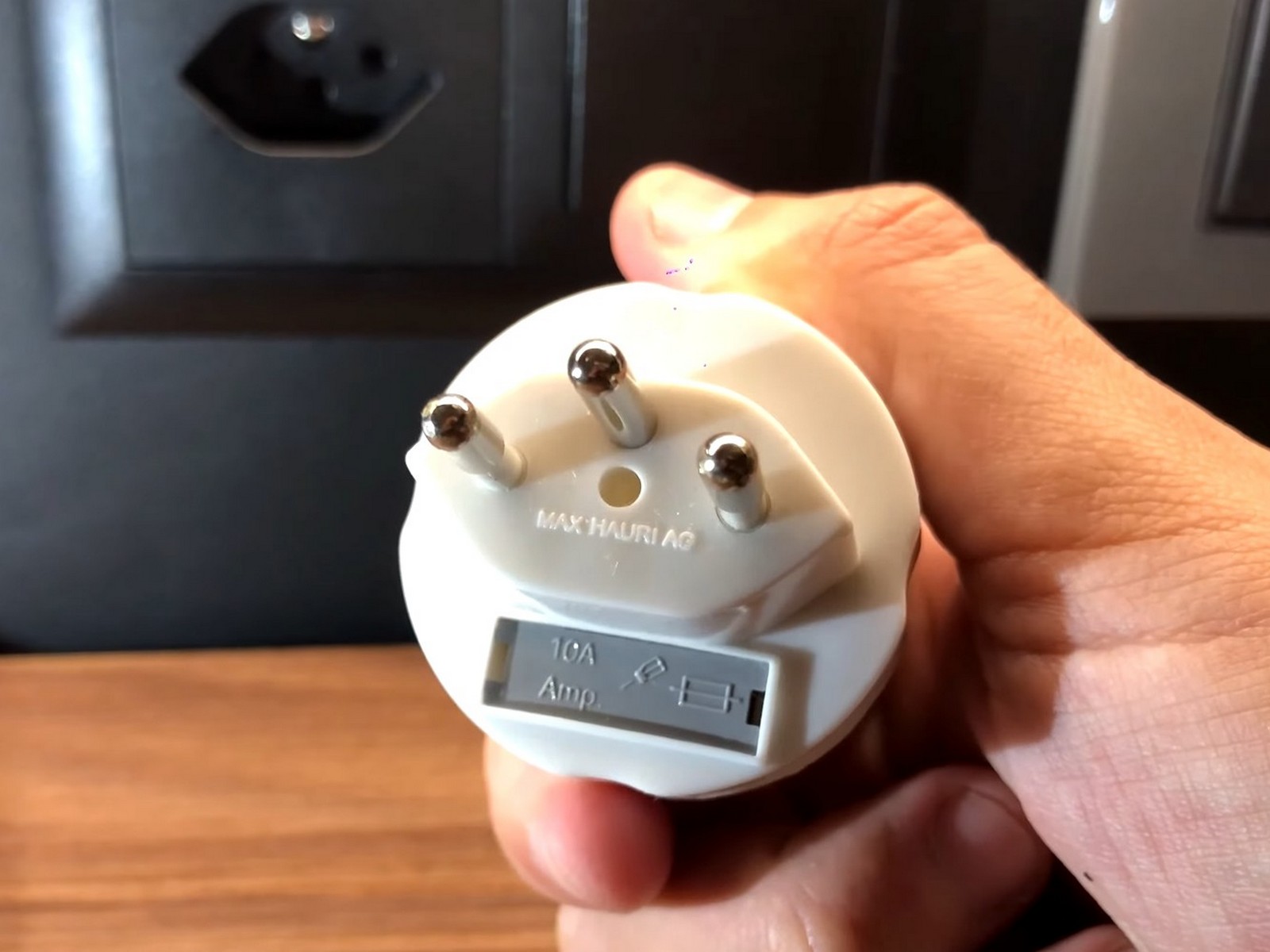 Electrical outlet in Switzerland