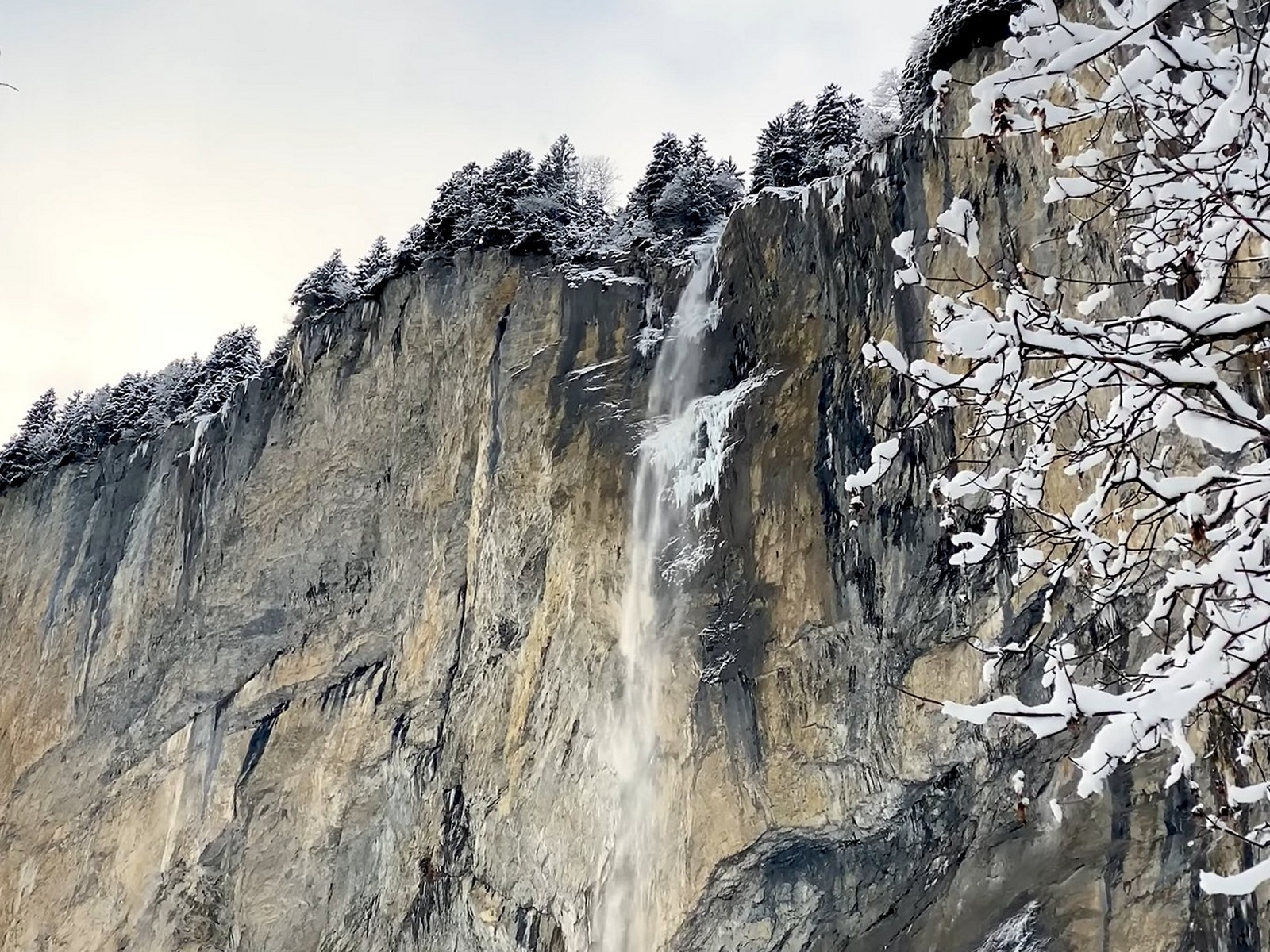שוויץ בדצמבר