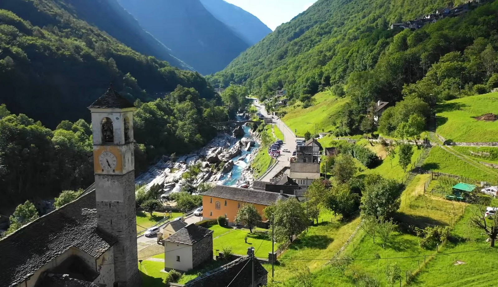 שוויץ ביוני