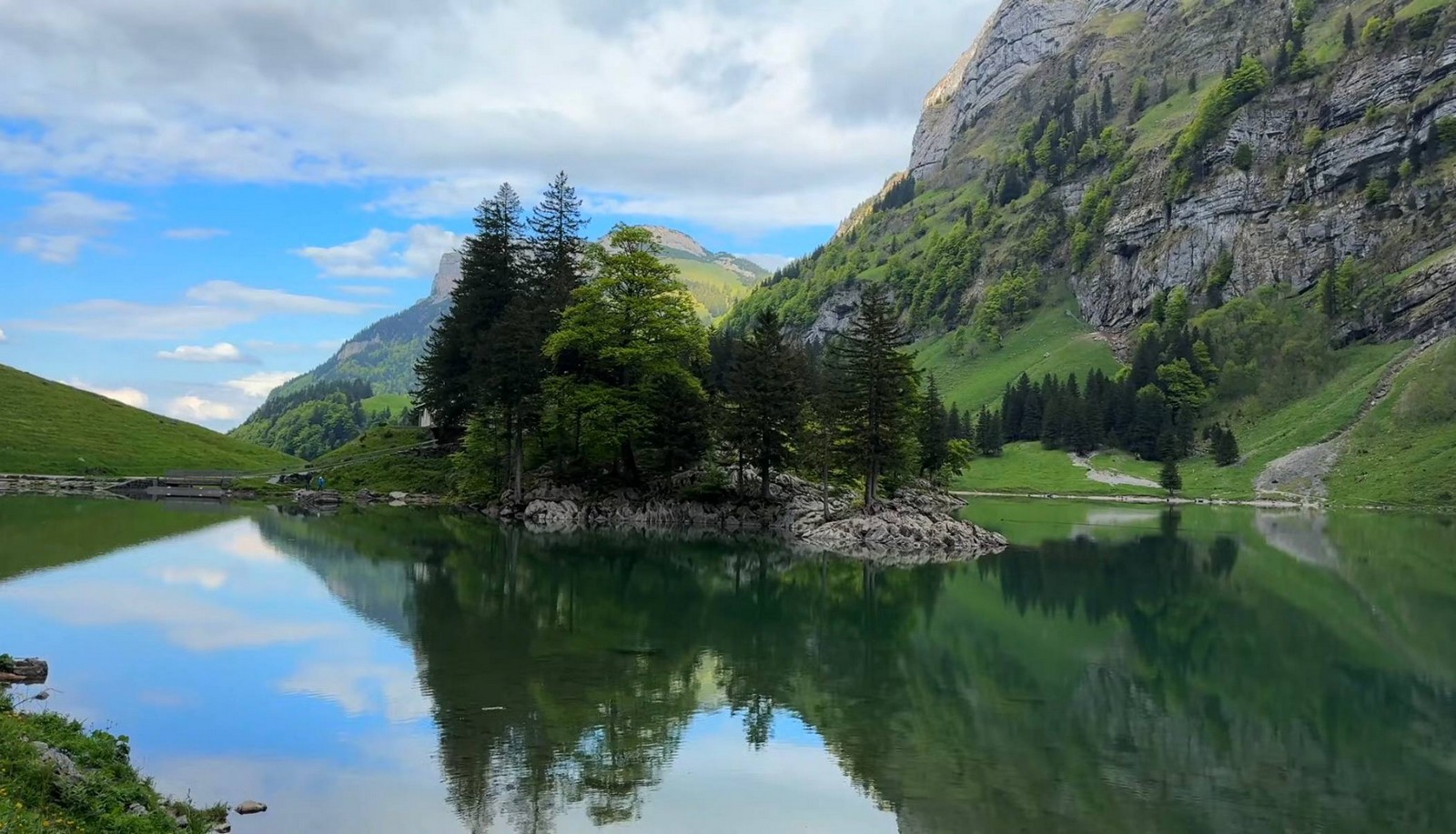 سويسرا في أغسطس