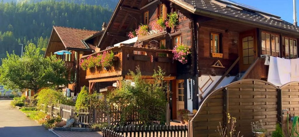 كانديرستيج، سويسرا