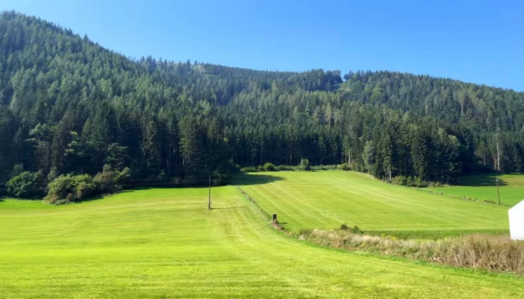 האגם הנעלם אוסטריה